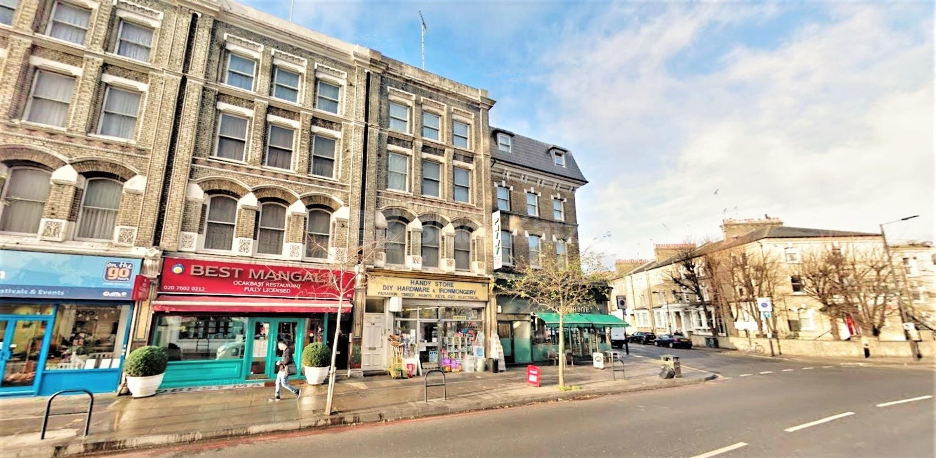			Studio Apartment, 1 bath, 1 reception Flat			 North End Road, WEST KENSINGTON  W14